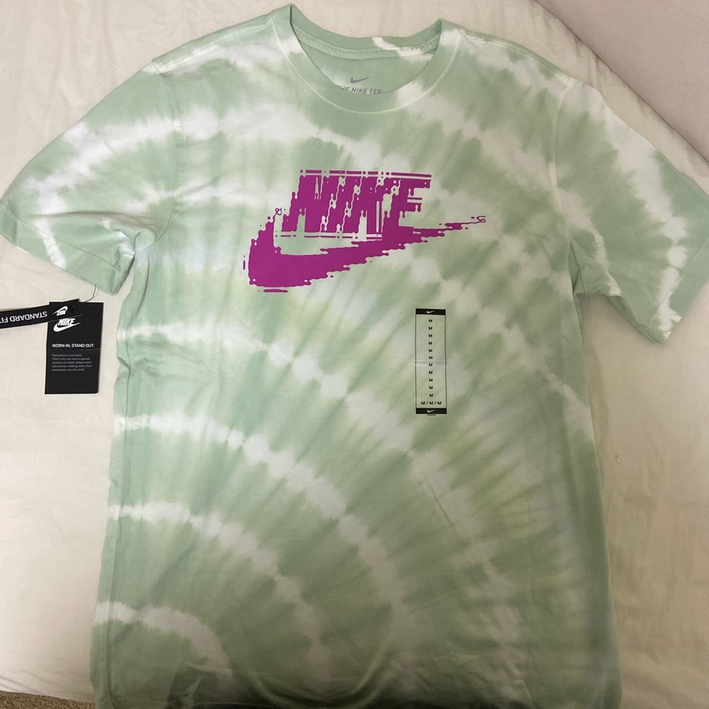 NIKE TIE DYE SHIRT NWT - Picture 1 of 3